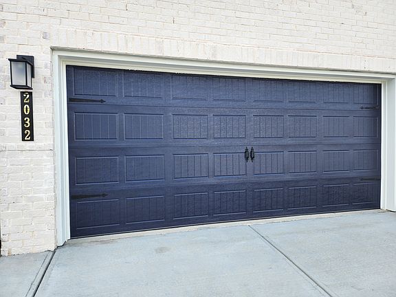 2nd image of 2032 Underwood Dr