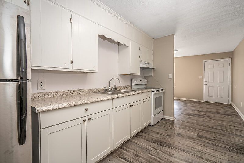 1st image of 657 Kingston Ave