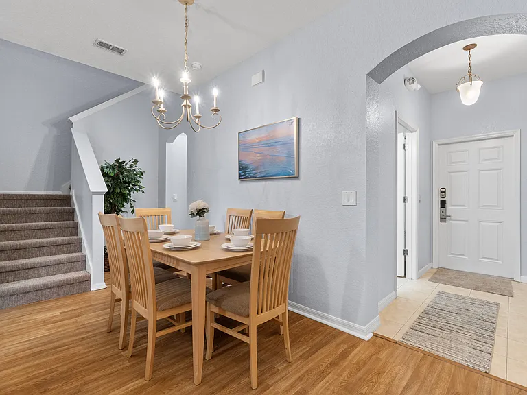 Cambria Ave — Photo 10