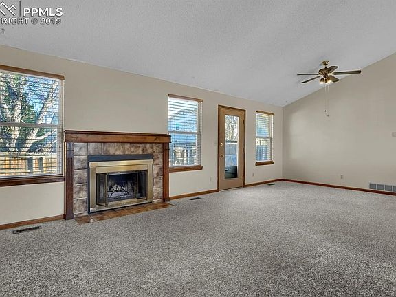 5th image of 6661 Bugle Dr
