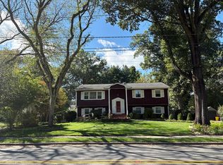 132 Harris Rd, Princeton Junction, NJ 08550