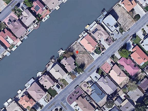 5th image of 18215 Lakeview Dr