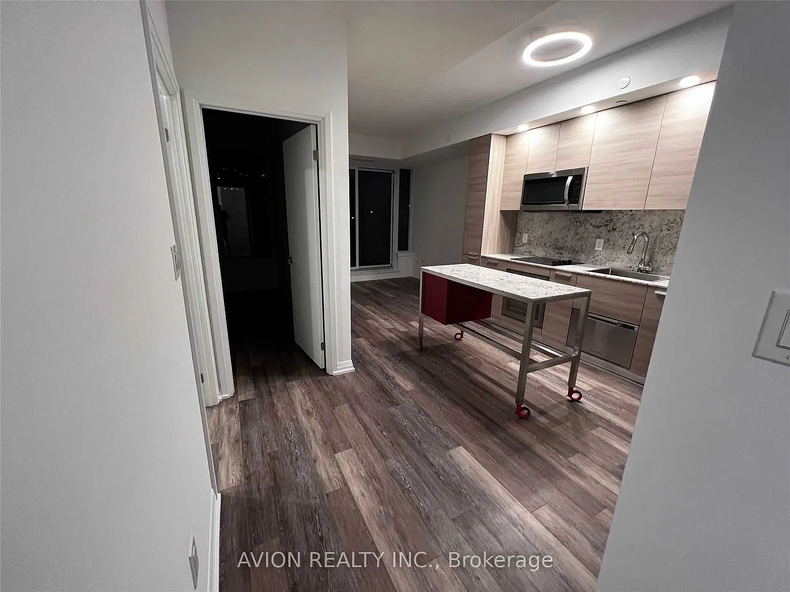2 bed, $2,350 — Photo 1
