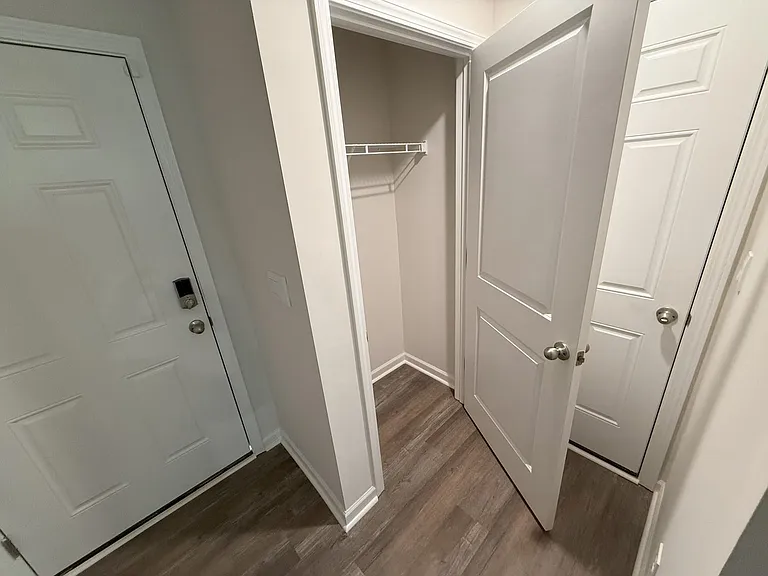 5138 Hyrule Dr — Photo 3