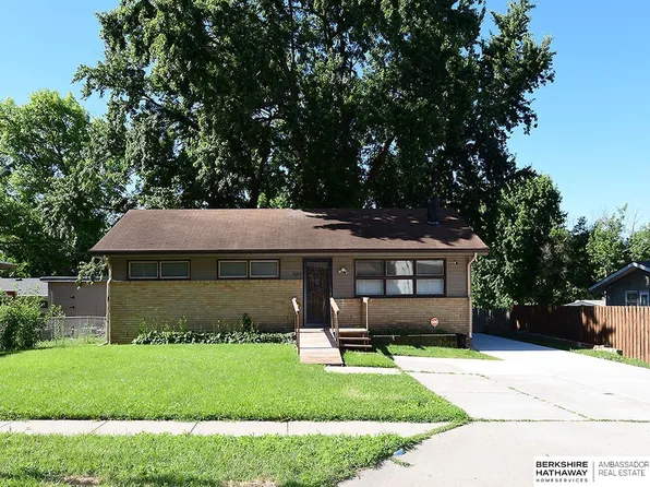 5609 Taylor St, Omaha, NE 68104