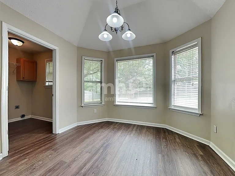 1146 Red Fern Cir E — Photo 6