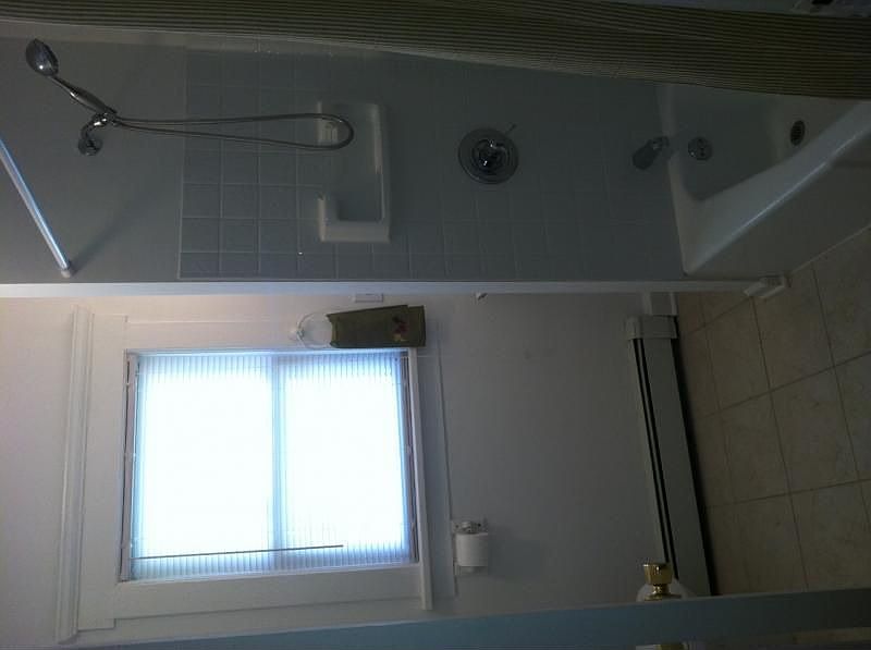 Full Bath on West End
