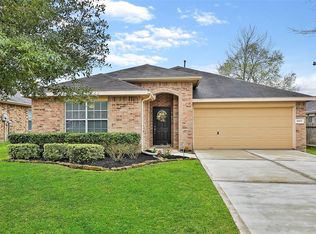 18915 Cluster Oaks Dr, Magnolia, TX 77355