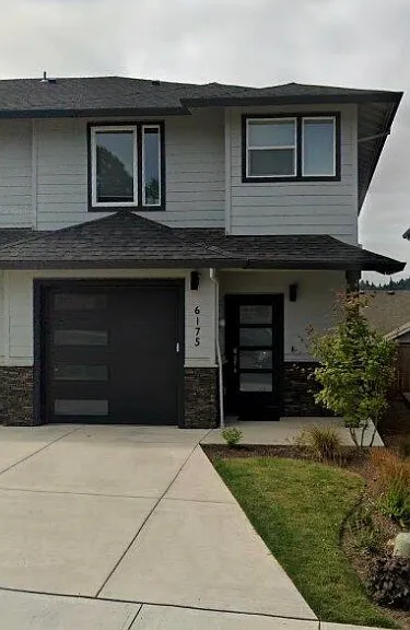 6175 Blue River Dr SE — Photo 1