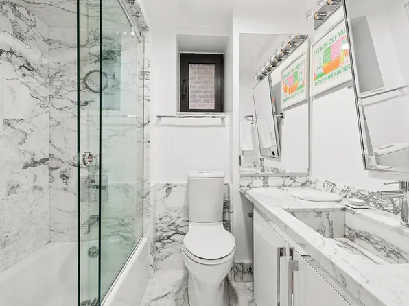 255 West 92nd Street image 9 of 10