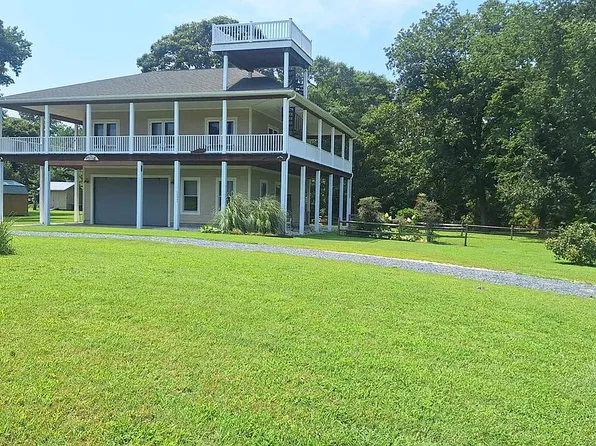 21554 Seaside Rd, Cape Charles, VA 23310