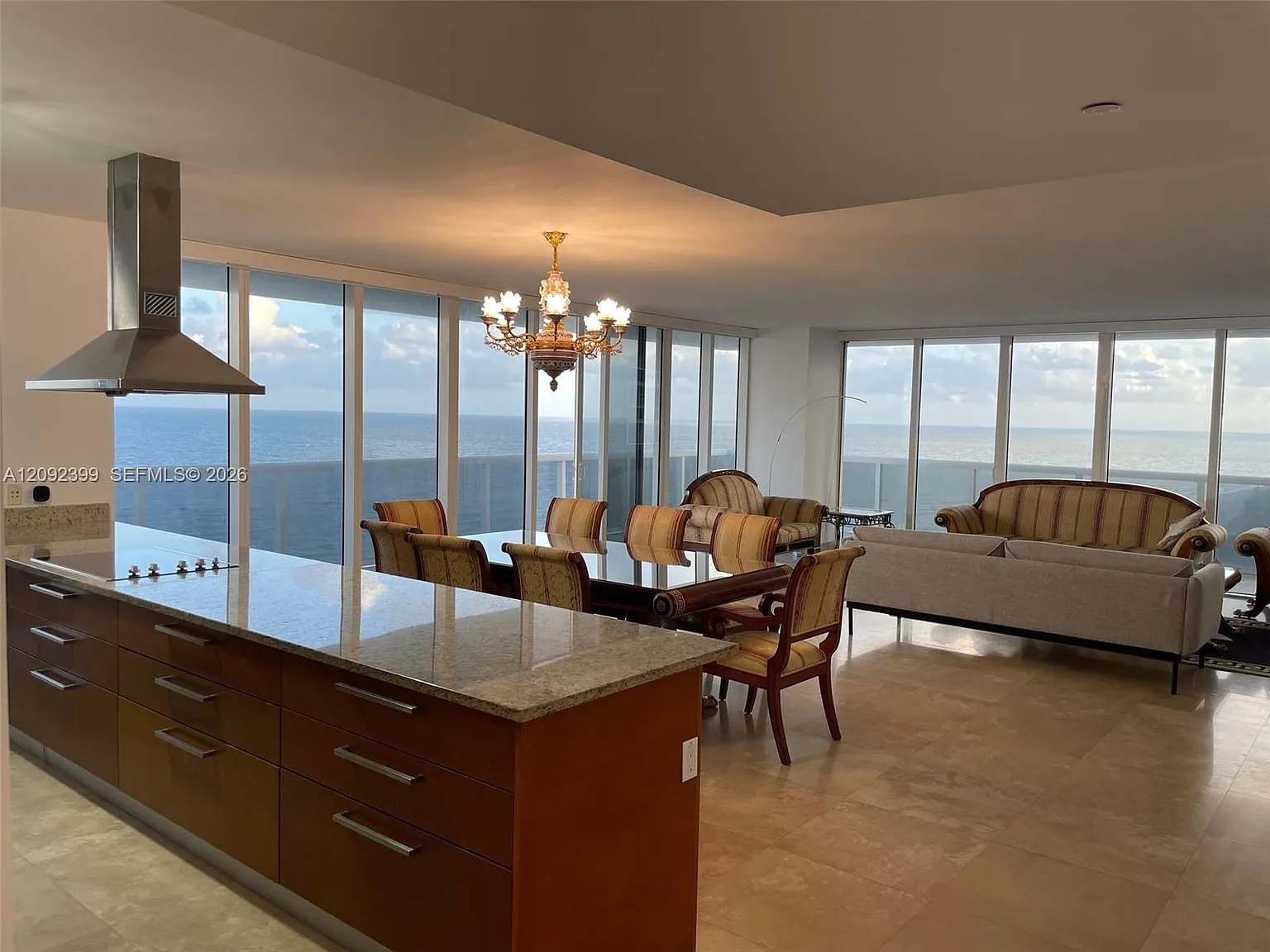 Beach Club Two Condo — Photo 4