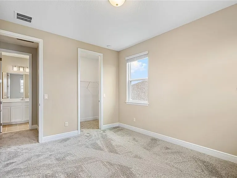 16031 Silver Brook Way — Photo 32