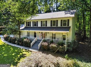 110 Greenway Ct, Fayetteville, GA 30215