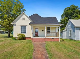 914 Ohio Ave, Etowah, TN 37331