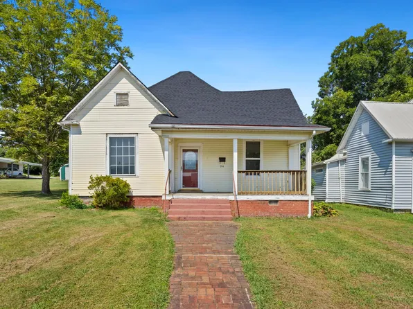 914 Ohio Ave, Etowah, TN 37331