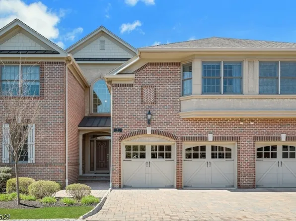 5 Green Way, New Providence Boro, NJ 07974