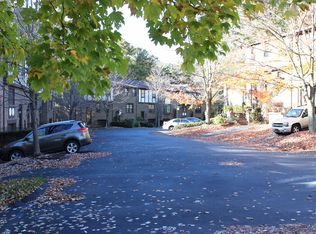 2009 Saint James Pl, Wexford, PA 15090