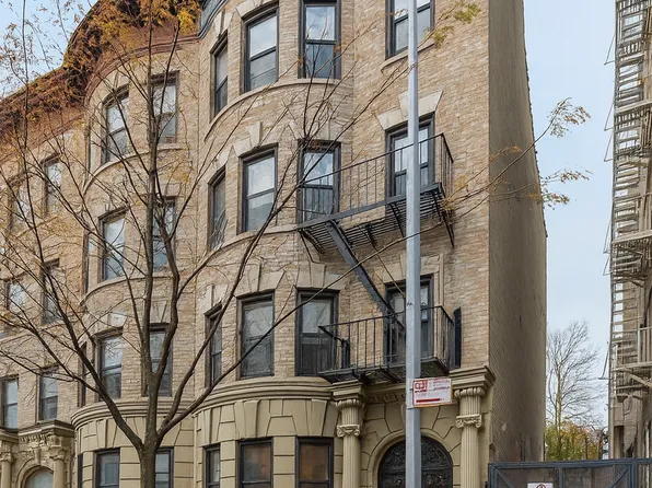 571 Eighth Street image 1 of 12