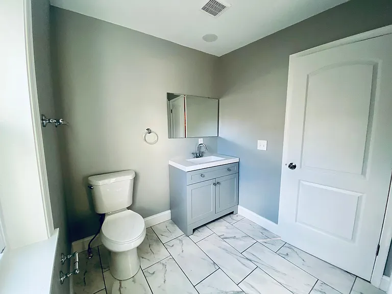 126 S Arlington Ave — Photo 15