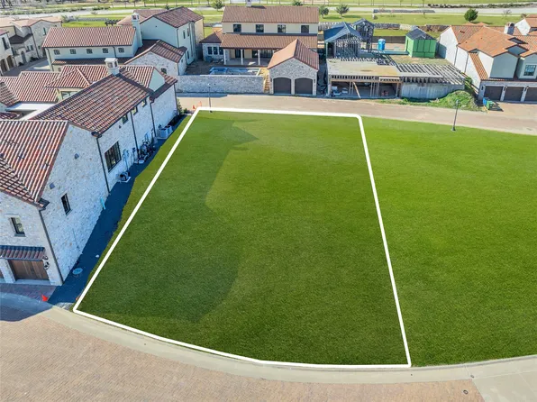 20 Cardona Dr, Westlake, TX 76262