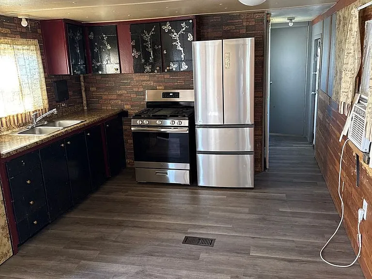 413 Iris Dr #50 — Photo 8