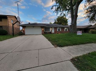 117 Hidden Cove Ct, Rossford, OH 43460