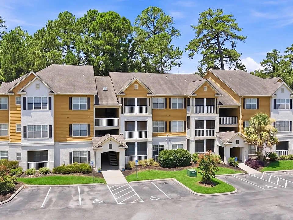3305 Walden Park Dr