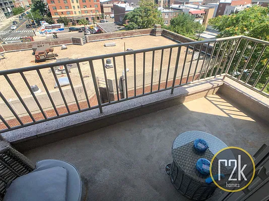 Rented by Realty 2000 Corp | media 30