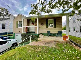 2037 Moore St, Ashland, KY 41101