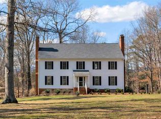 2000 Pheasant Ln, Charlottesville, VA 22901