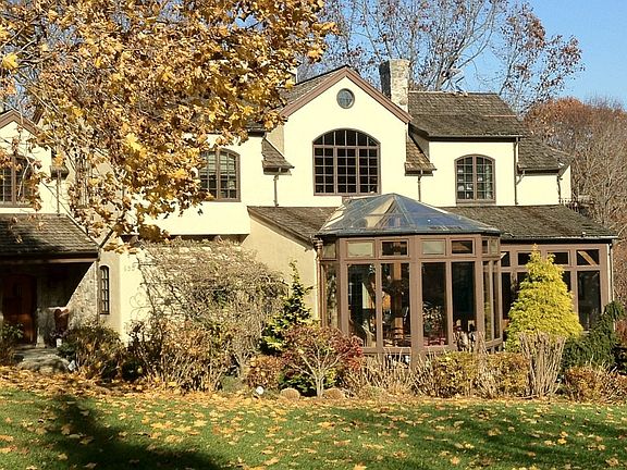 Stucco w/copper gutters