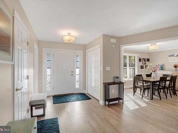 2nd image of 657 Campbell Rd