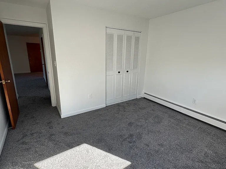 124 Lexington St #34 — Photo 8
