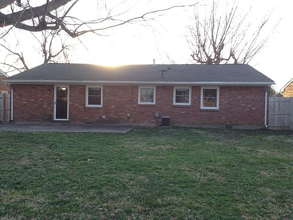 3rd image of 2515 Wesleyan Park Dr