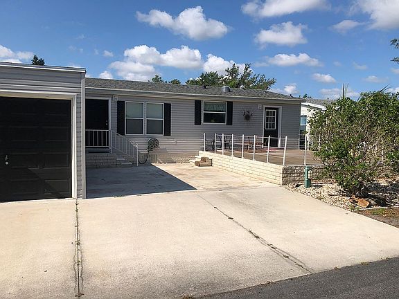 2nd image of 315 Salt Creek Dr