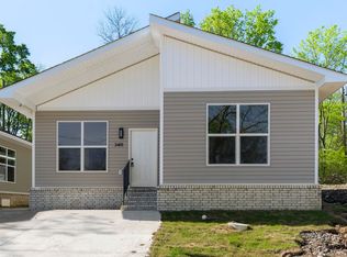 3401 W 17th St, Little Rock, AR 72204