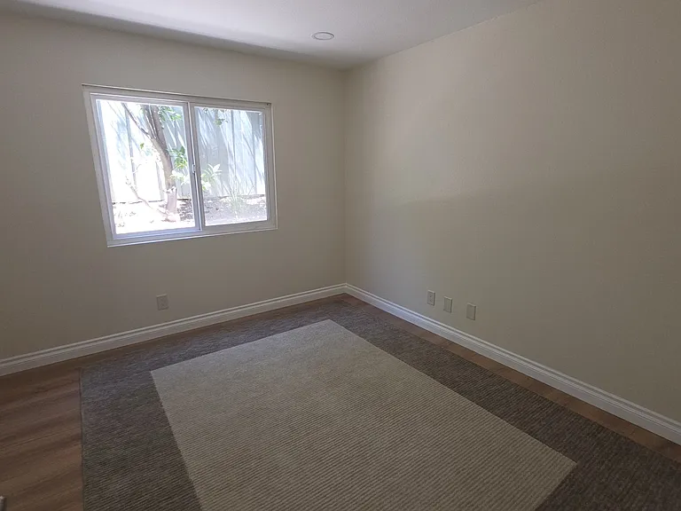 2794 Parkview Dr — Photo 23