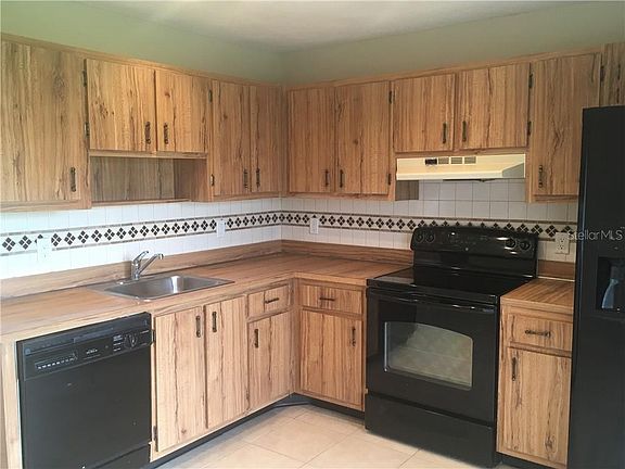 2nd image of 1115 Soria Ave #1115