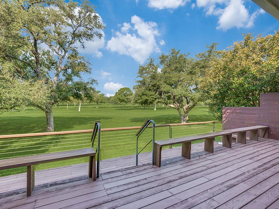 1st image of 13739 Creekside Pl