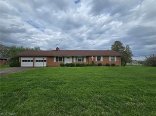 2922 Waverly Rd, Williamstown, WV