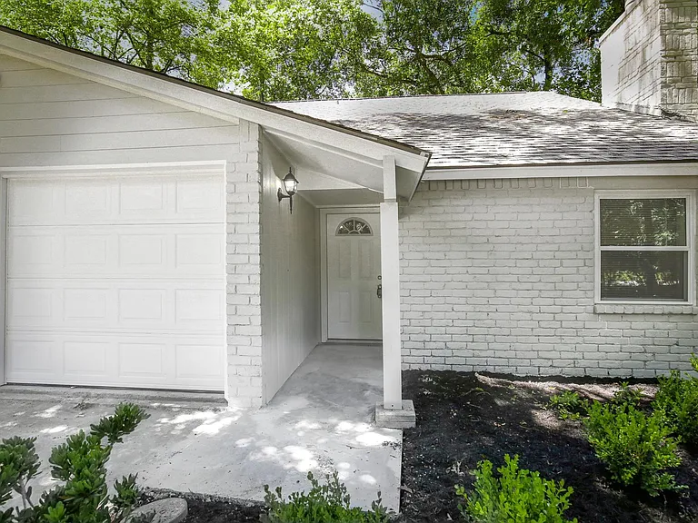 6 Green Field Pl — Photo 3