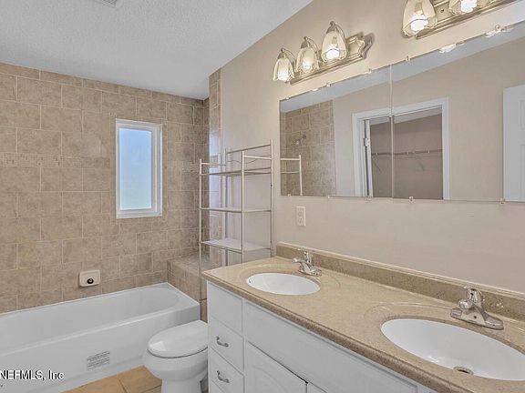 5th image of 10419 AGAVE Road