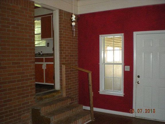 5th image of 223 Lakeview Dr