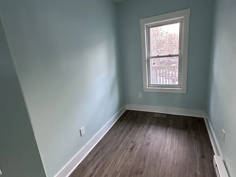 467 Water St #2R — Photo 11