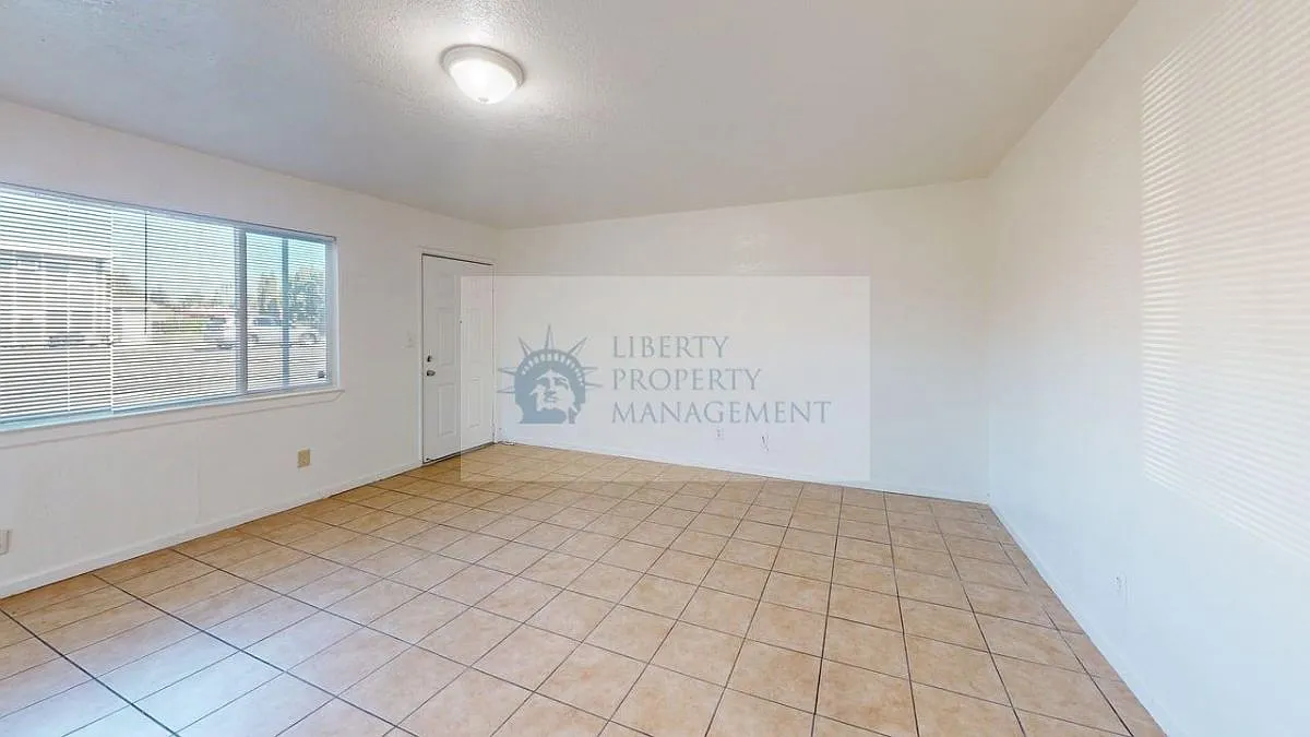 2 bed, 846 sqft, $1,550 — Photo 4