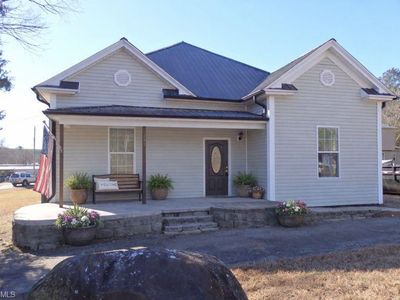 491 W Peacock Ave, Denton, NC, 27239