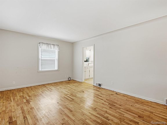 5th image of 503 Bush St