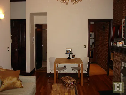 Rented by Halstead Real Estate | media 14