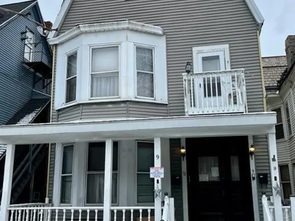 9 Florence Place, Troy, NY 12180